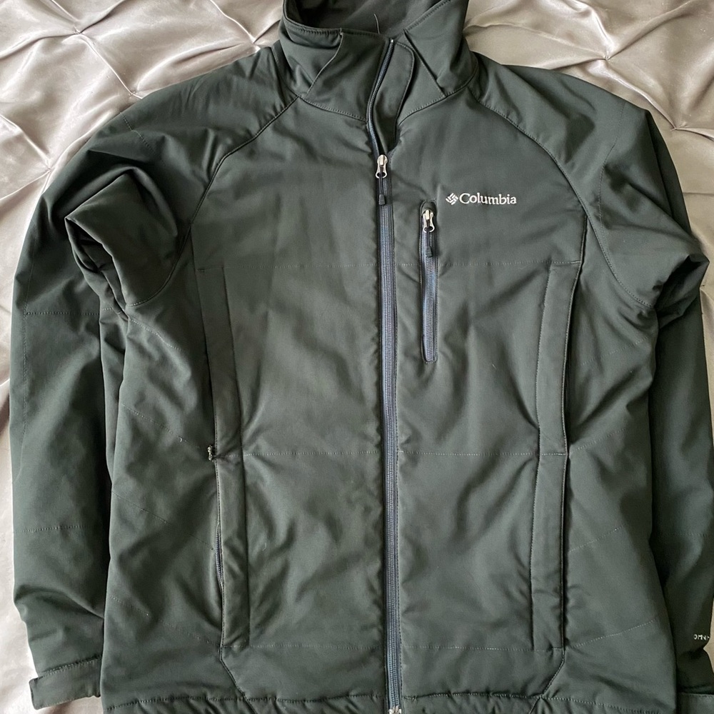 Women’s Columbia Jacket size Medium